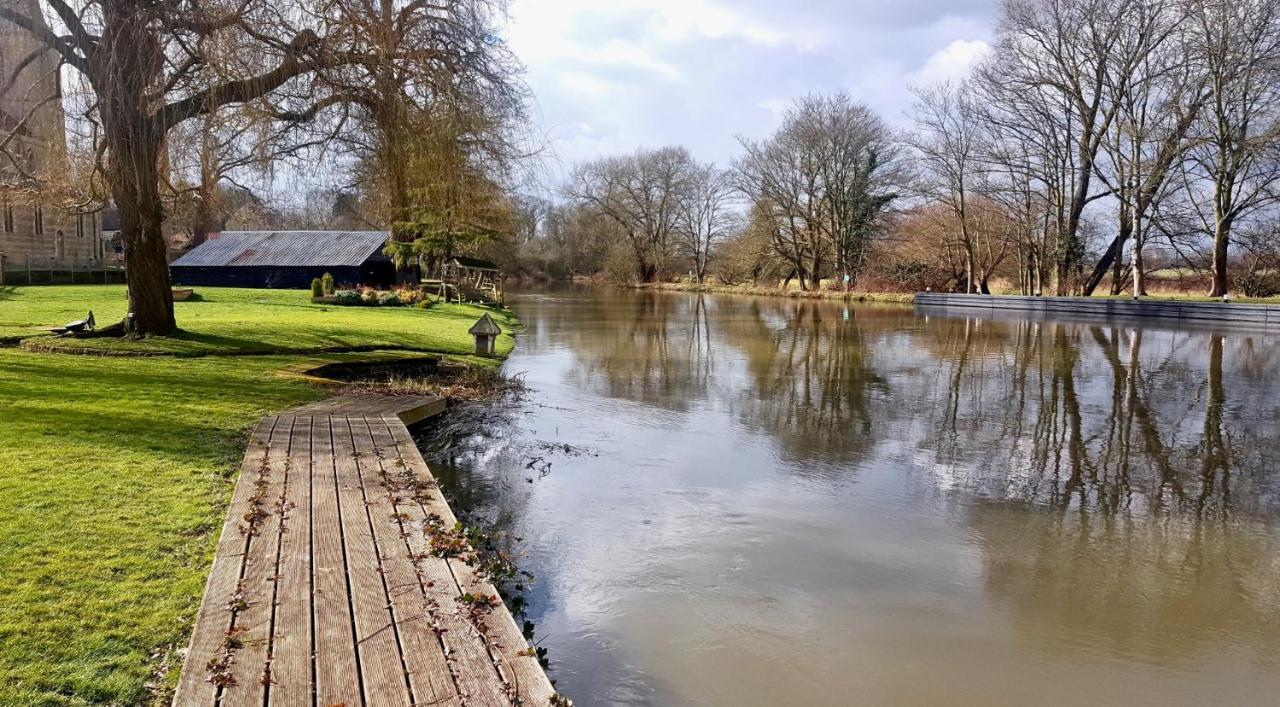 River Nene Cottages Water Newton Exterior photo